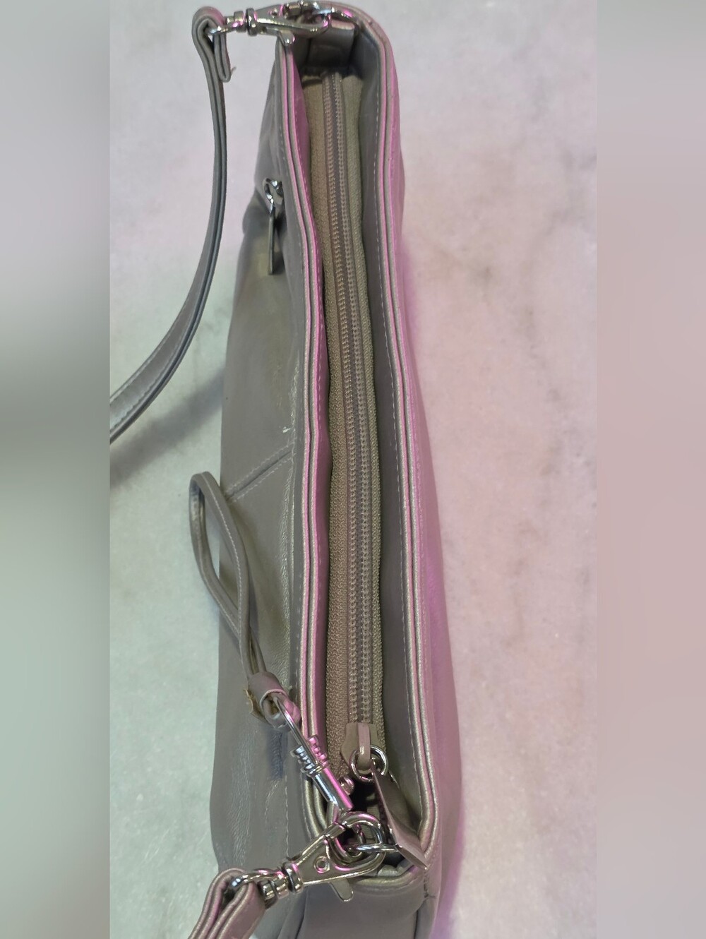 Worthington Pewter Metallic Leather Shoulder Bag with Pink Trim - Picture 8 of 14